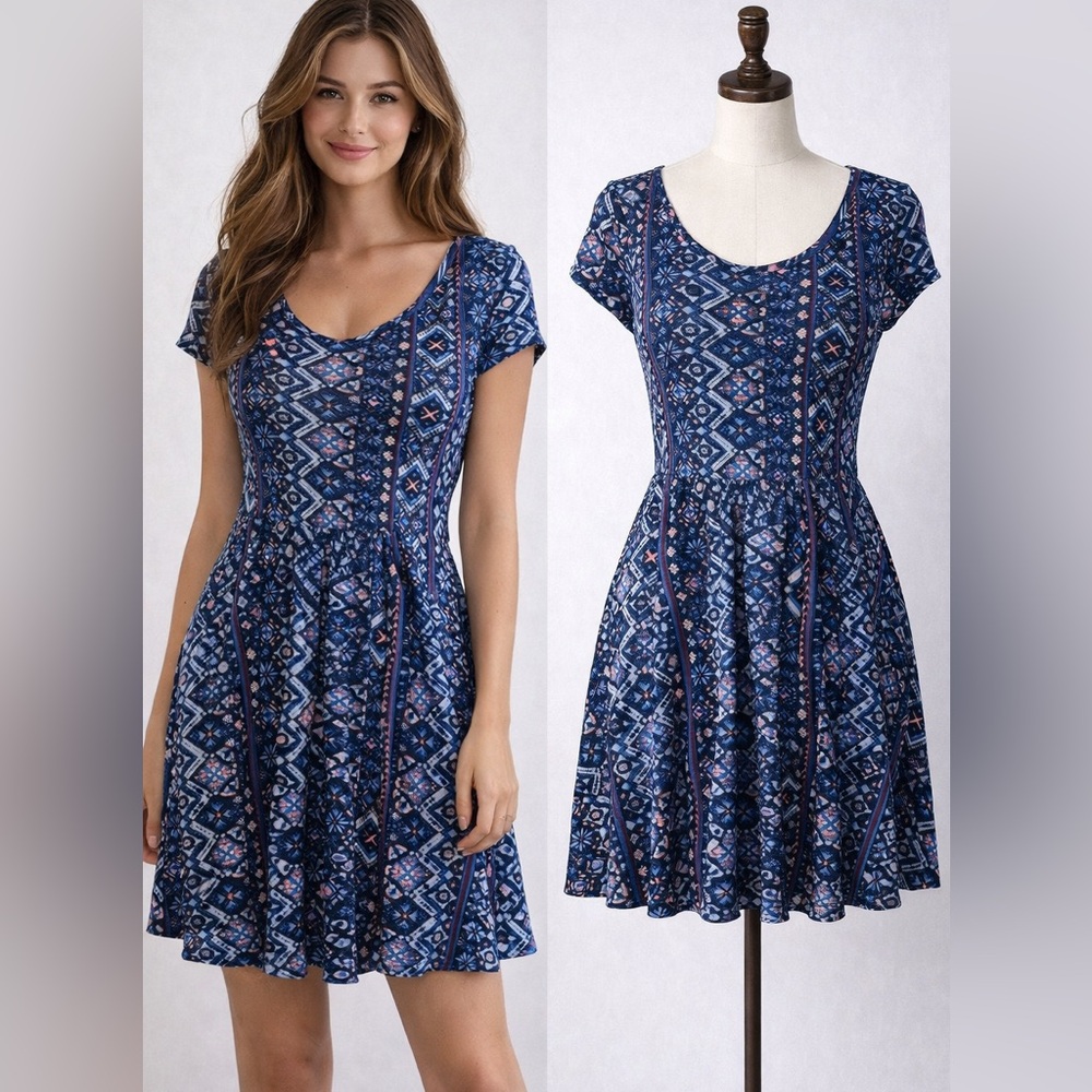 Trending Love. SIZE L Women’s Midi Dress with Cap Sleeves